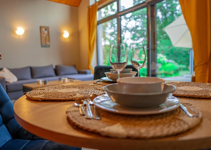 Zielony Domek Zarzecze בית נופש